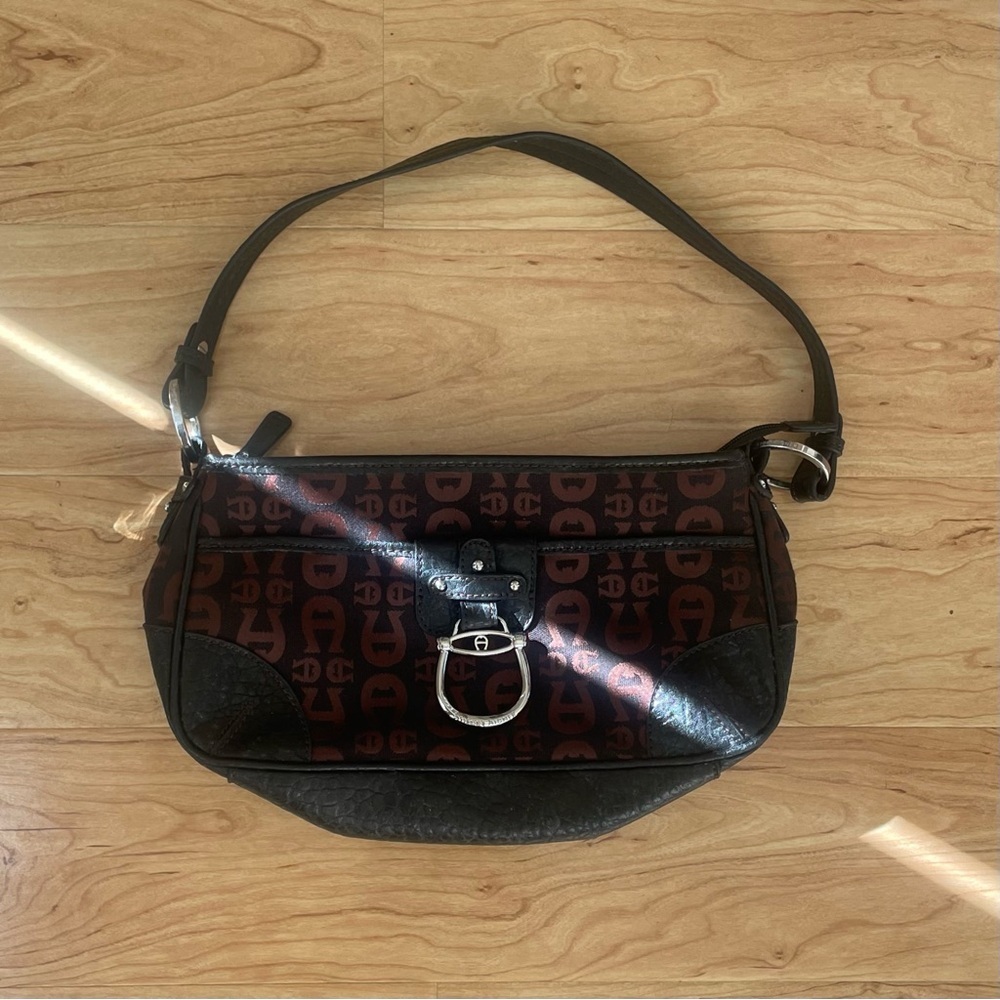 |Etienne Aigner| Y2K Shoulder Bag - Picture 2 of 13